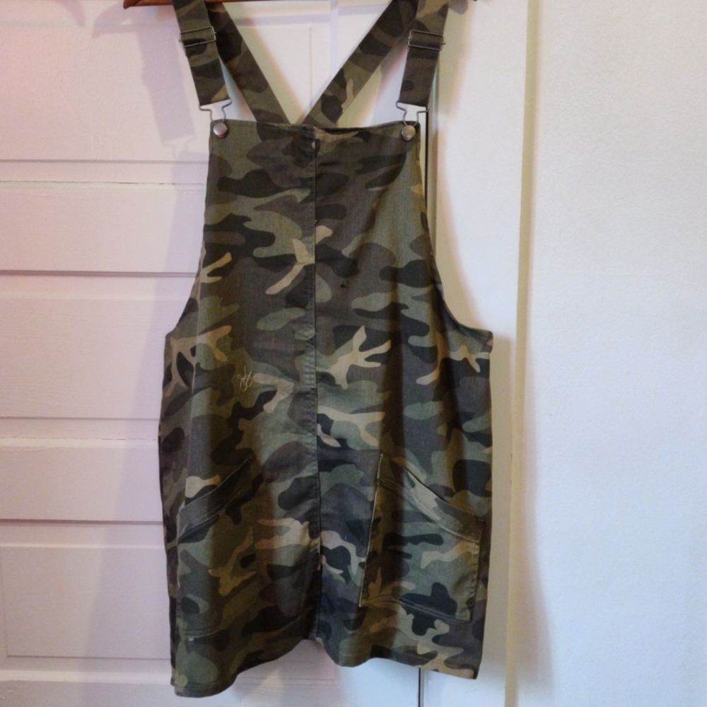 Camouflage skirt romper